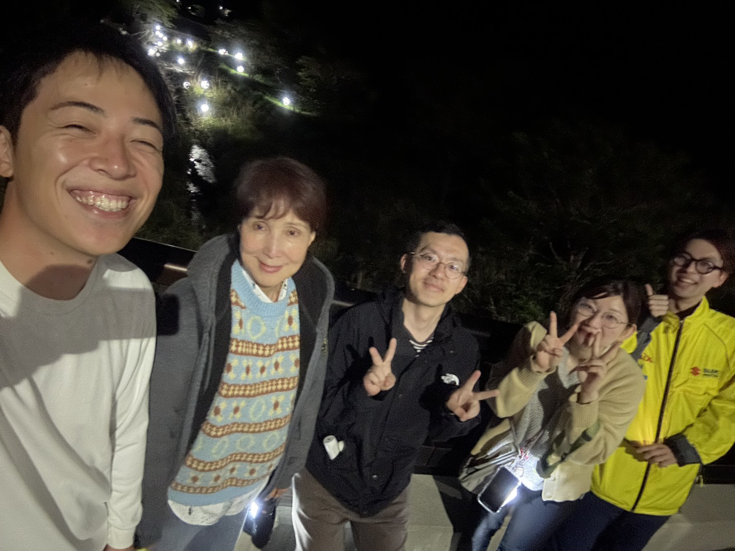 幻想的なあかりに包まれて、湯本の夜をゆるっと散歩してきました
